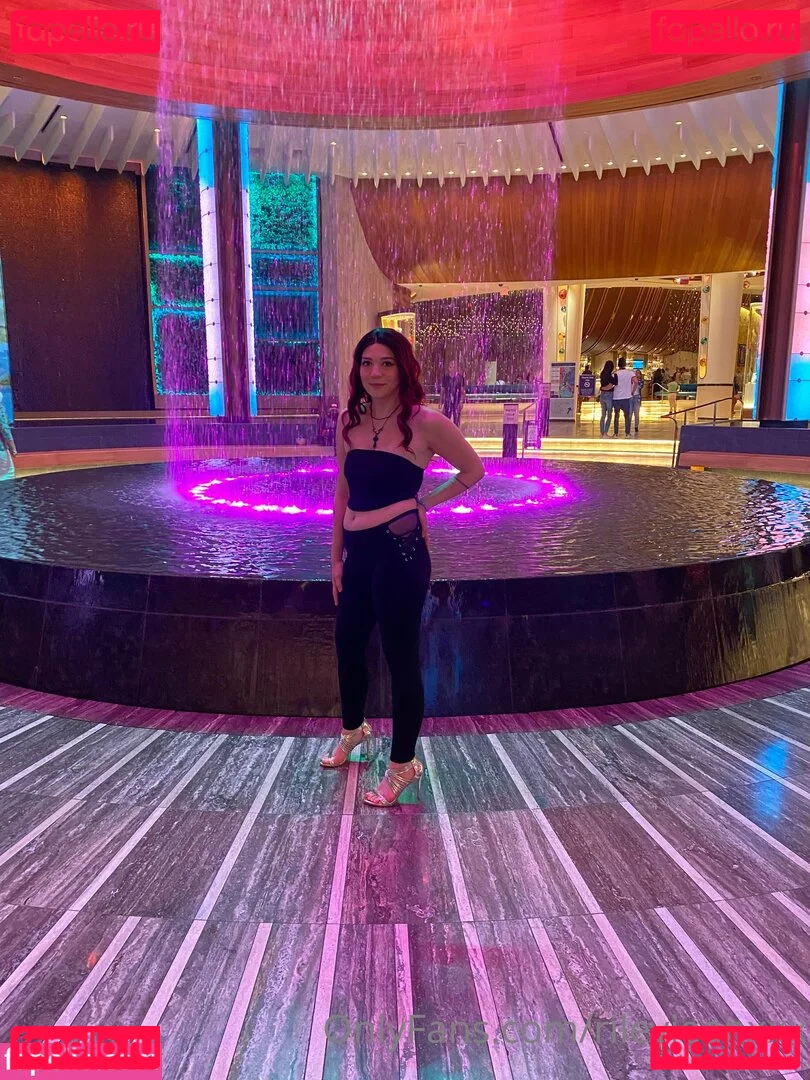 Riley Jean Onlyfans Photo Gallery 