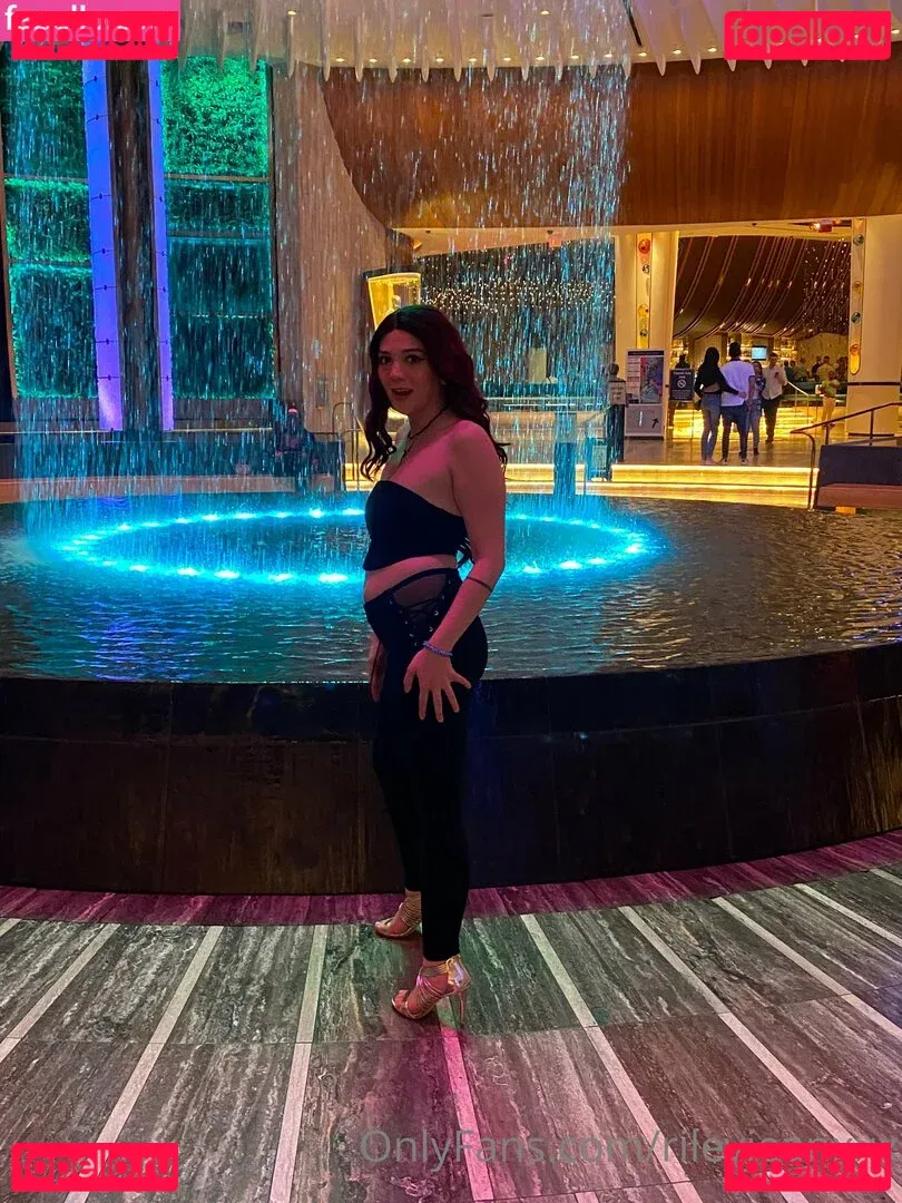 Riley Jean Onlyfans Photo Gallery 