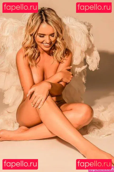 Rafa Kalimann Onlyfans Photo Gallery 