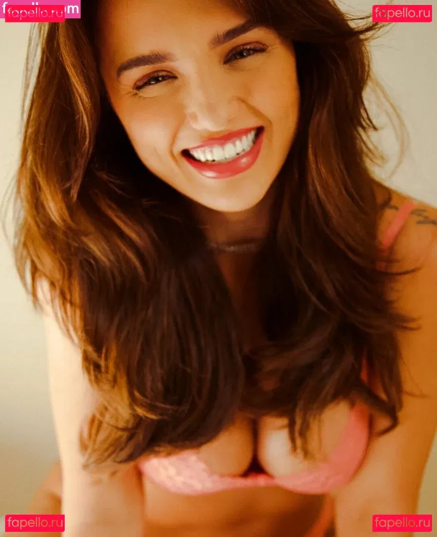 Rafa Kalimann Onlyfans Photo Gallery 