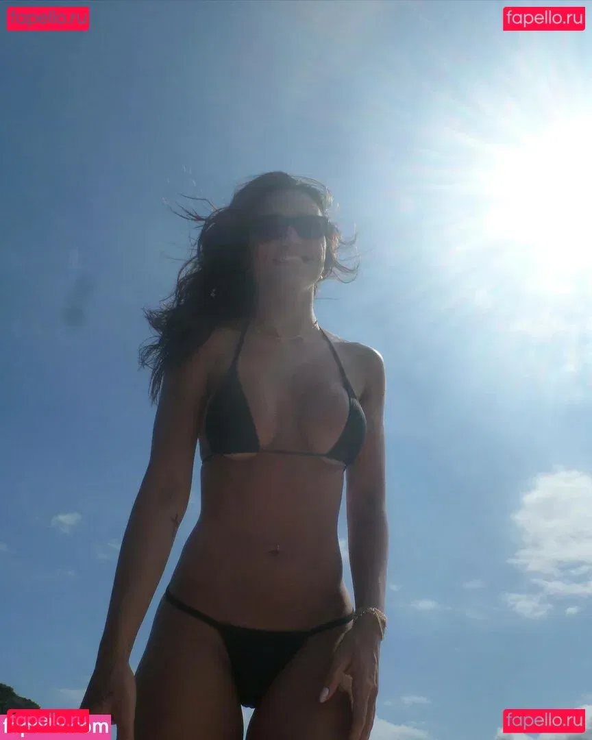 Rafa Kalimann Onlyfans Photo Gallery 