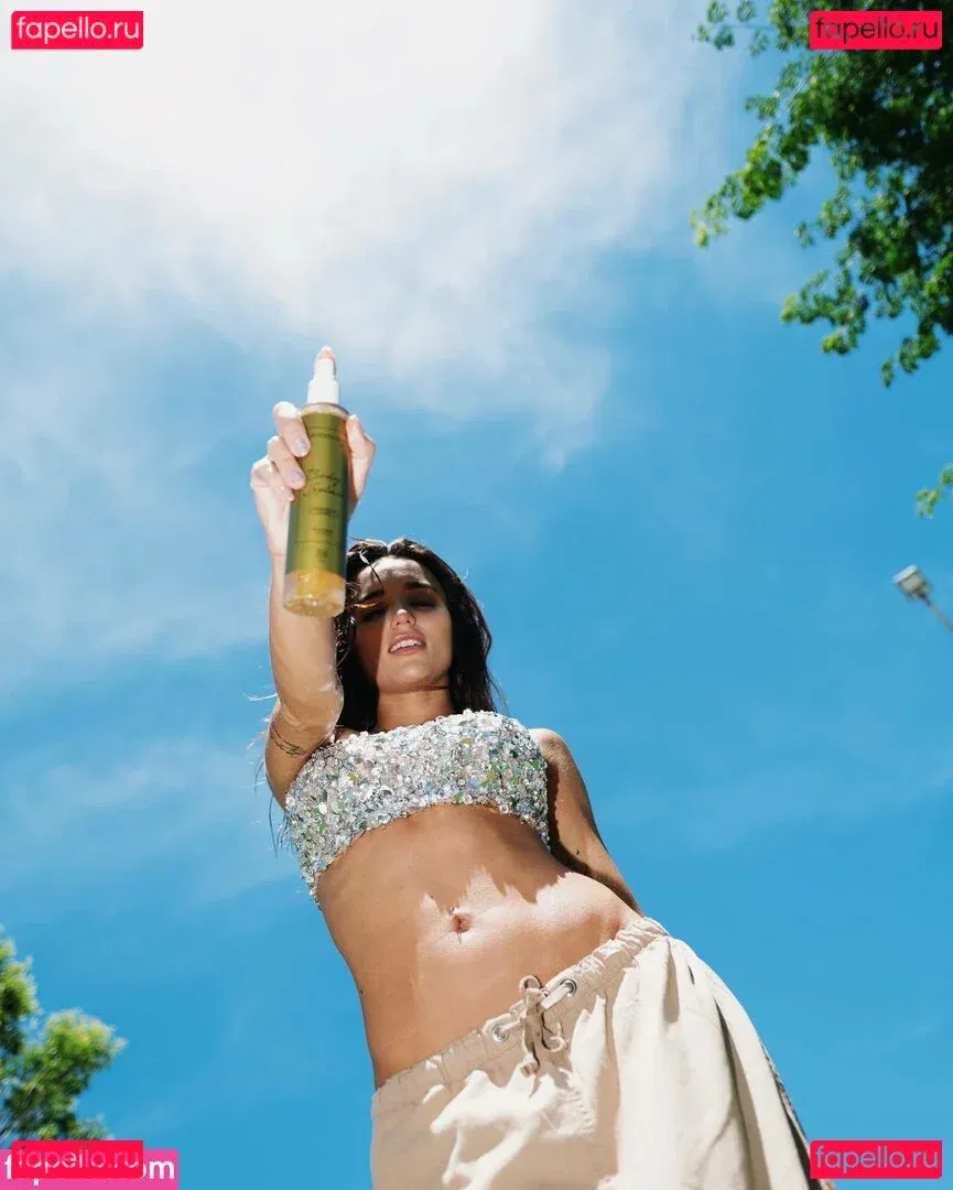 Rafa Kalimann Onlyfans Photo Gallery 