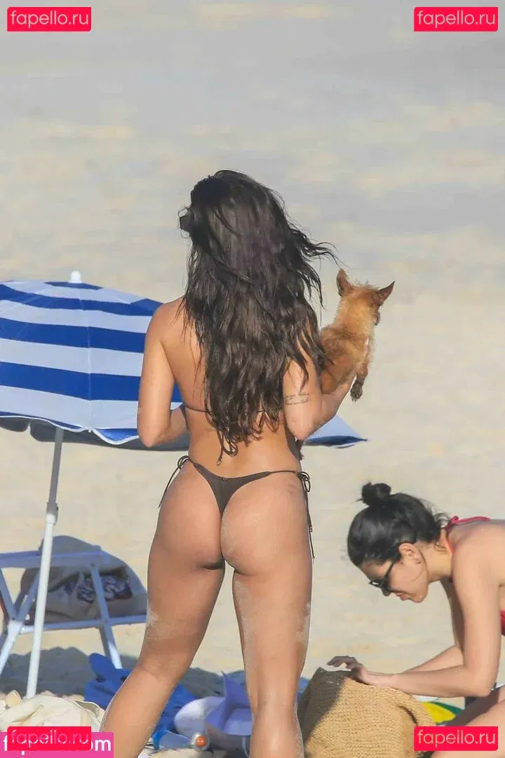 Rafa Kalimann Onlyfans Photo Gallery 