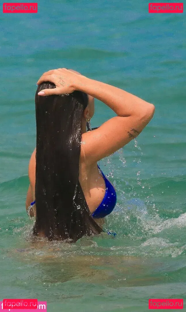 Rafa Kalimann Onlyfans Photo Gallery 