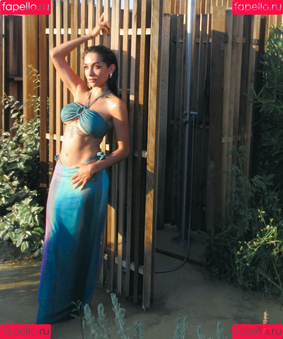 Maria Becerra Onlyfans Photo Gallery 