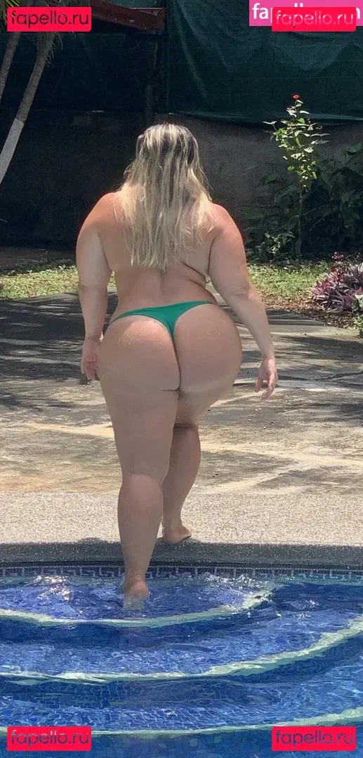 Ann Carvecson Onlyfans Photo Gallery 