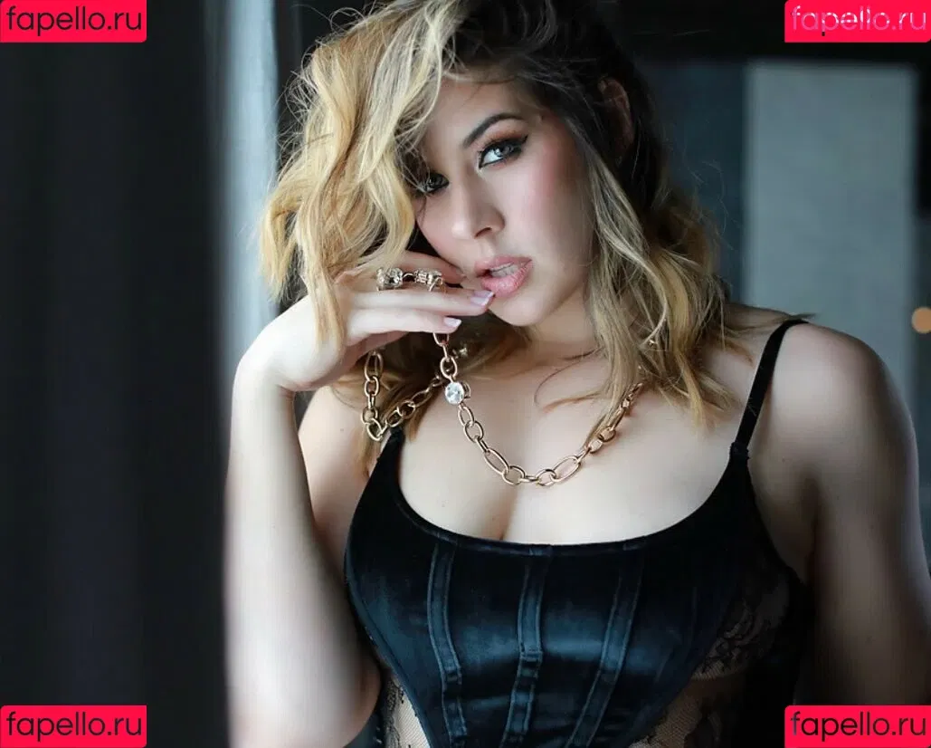 Elspeth Eastman Onlyfans Photo Gallery 