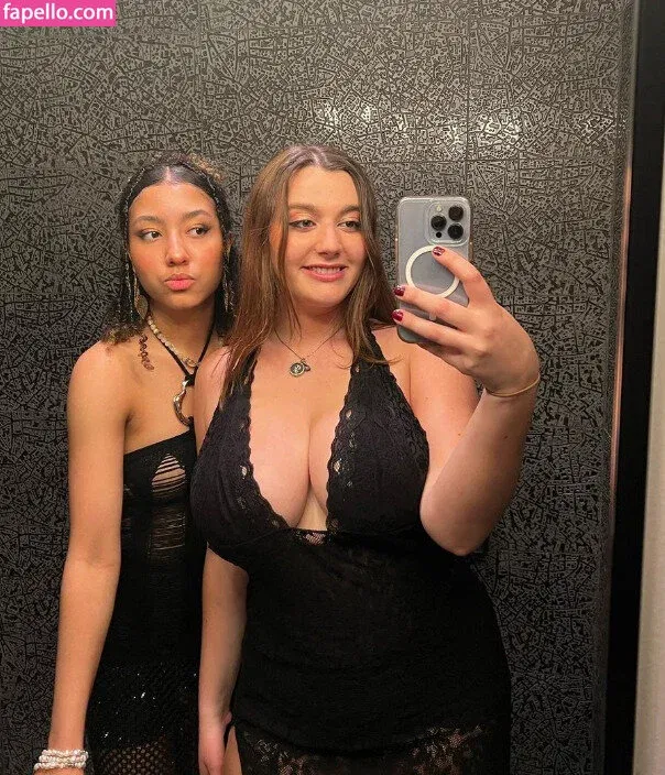 Chessie Onlyfans Photo Gallery 