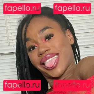 Tikythedoll Onlyfans Photo Gallery 