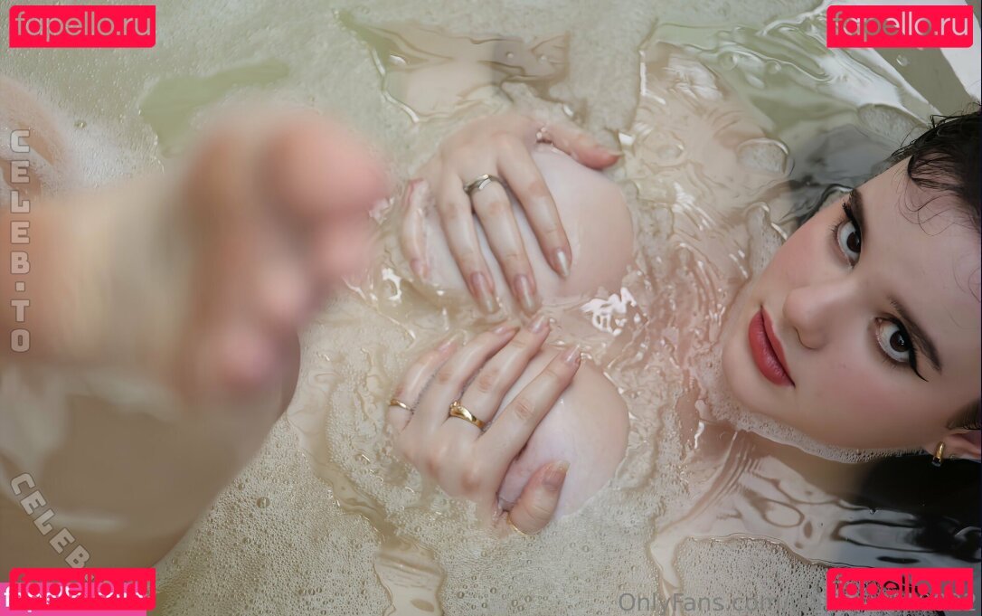 isabella.110022 Onlyfans Photo Gallery 