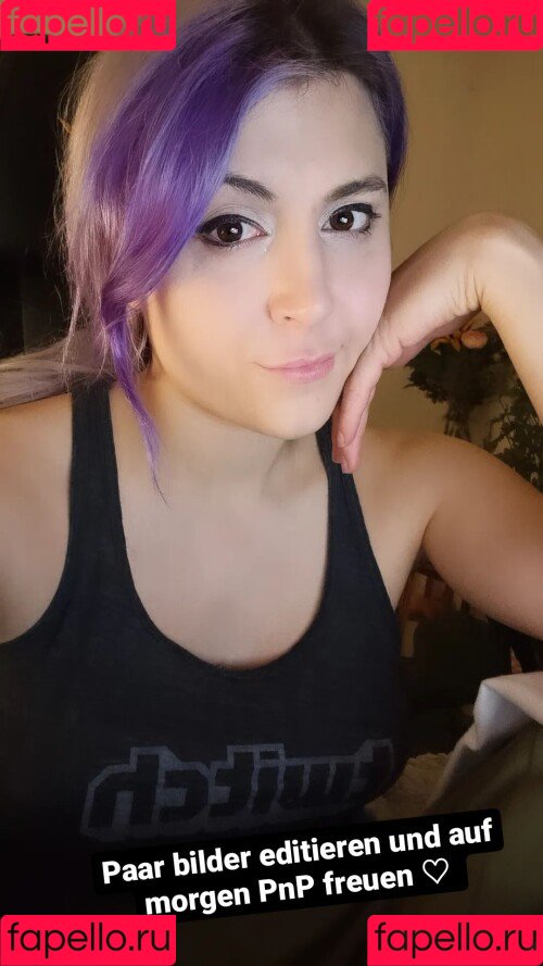 Mowkyfox Onlyfans Photo Gallery 