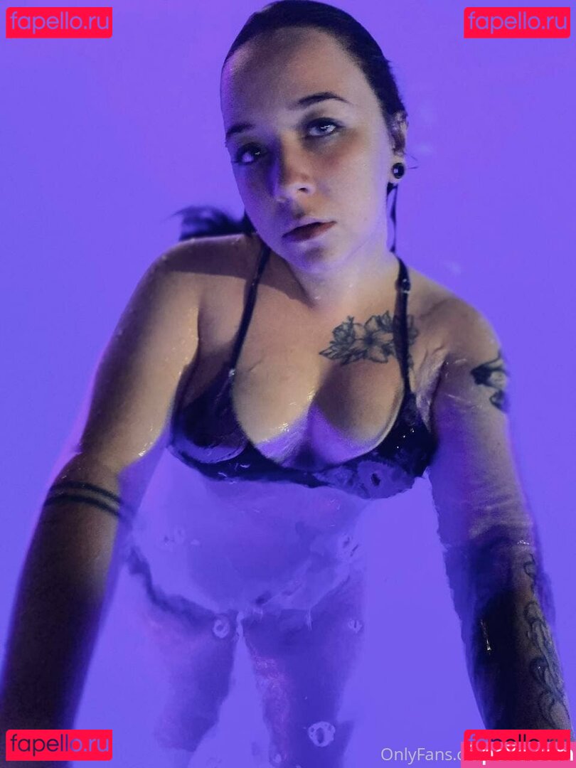 mila1cute / milacute18 Onlyfans Photo Gallery 