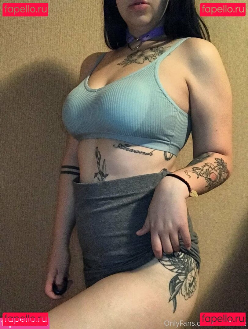 mila1cute / milacute18 Onlyfans Photo Gallery 