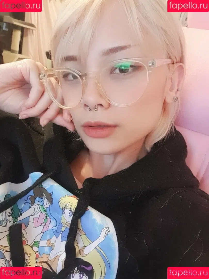 gaki_aiko Onlyfans Photo Gallery 