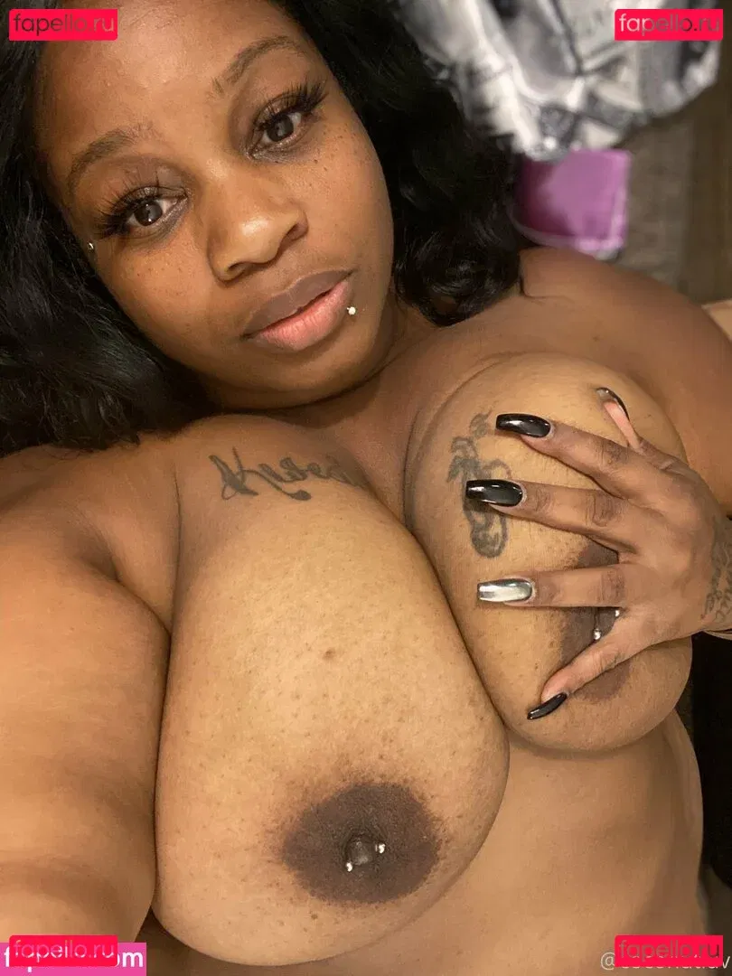 coconutluv Onlyfans Photo Gallery 