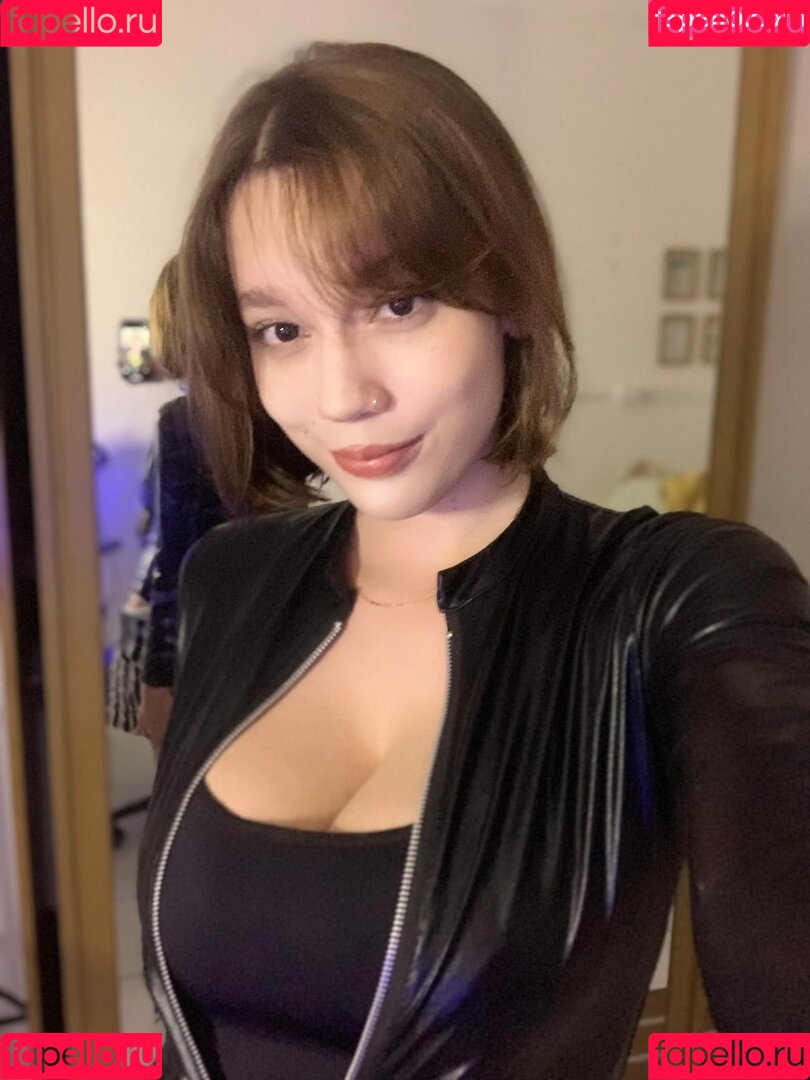 hattieslay Onlyfans Photo Gallery 