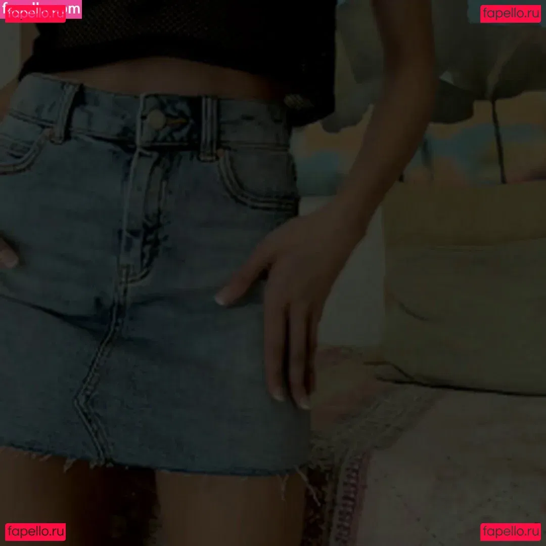 Alexis Tae Onlyfans Photo Gallery 