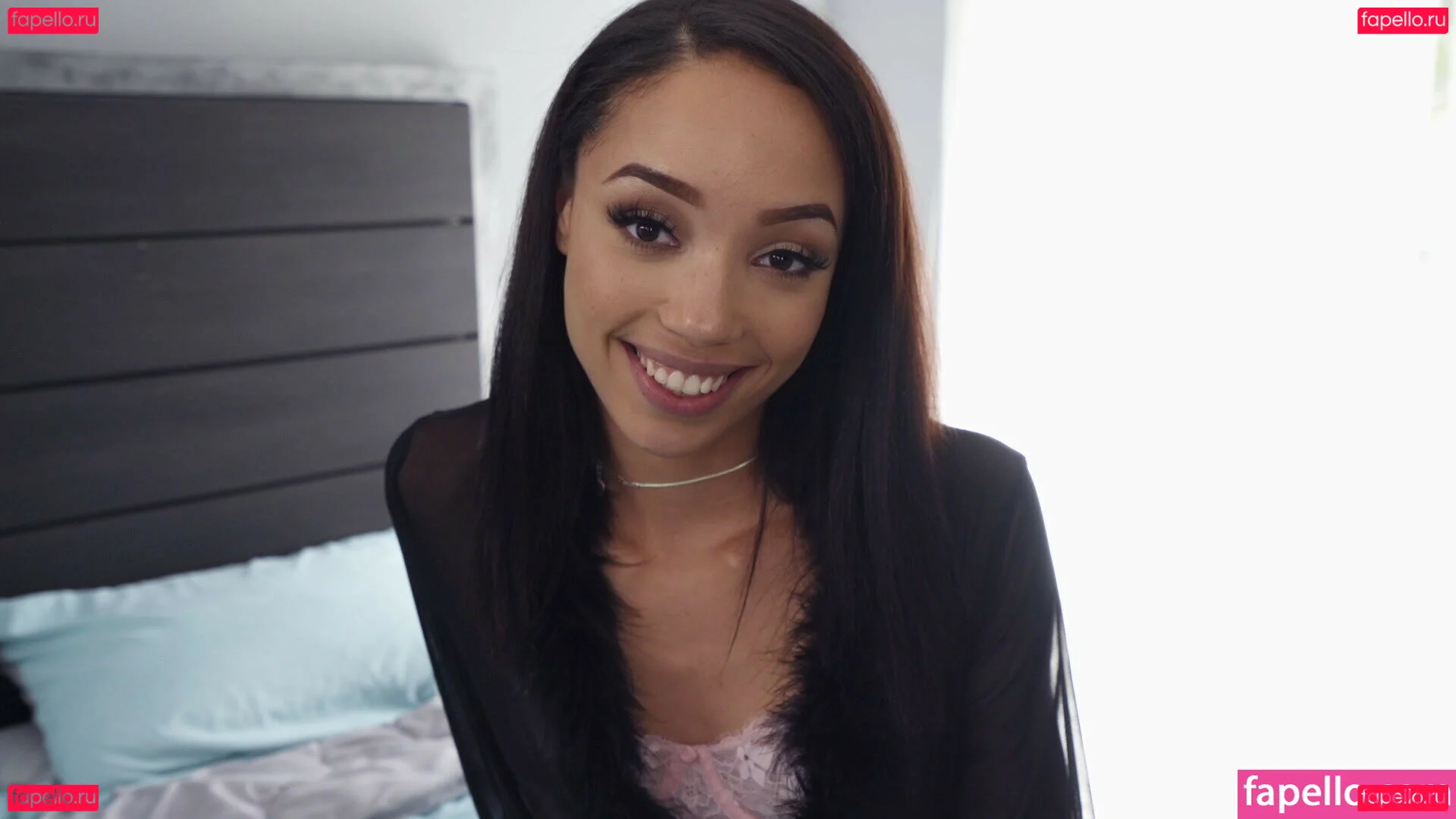 Alexis Tae Onlyfans Photo Gallery 