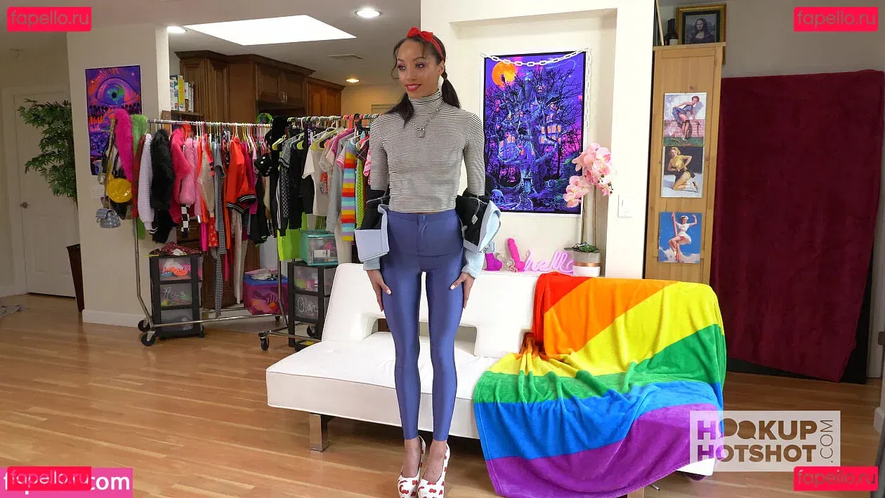 Alexis Tae Onlyfans Photo Gallery 