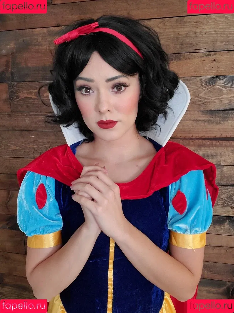Joanie Brosas Onlyfans Photo Gallery 
