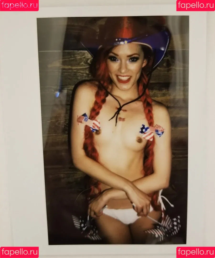Joanie Brosas Onlyfans Photo Gallery 