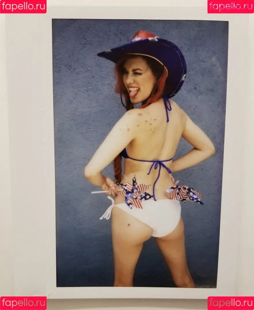 Joanie Brosas Onlyfans Photo Gallery 