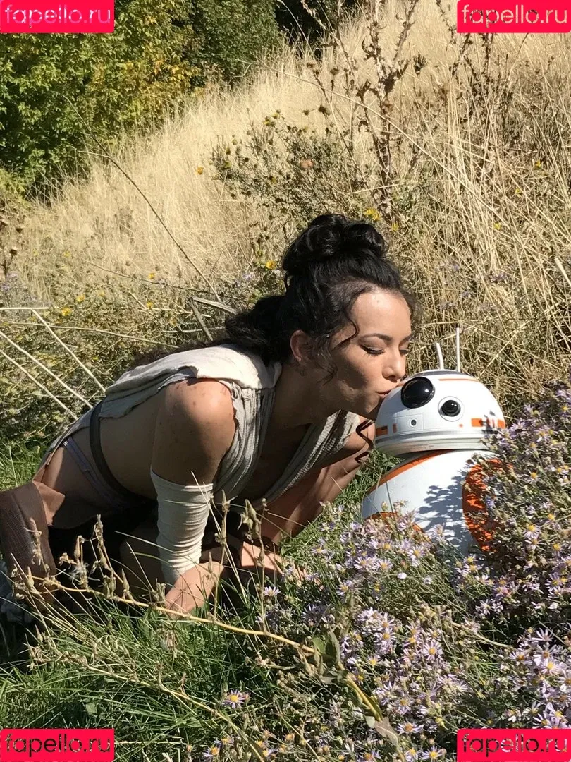 Joanie Brosas Onlyfans Photo Gallery 
