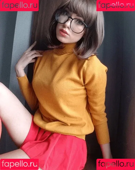 Joanie Brosas Onlyfans Photo Gallery 