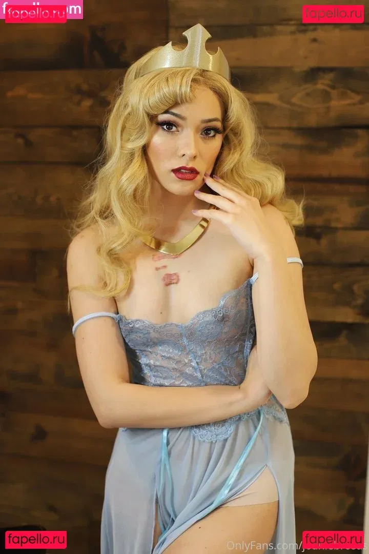 Joanie Brosas Onlyfans Photo Gallery 