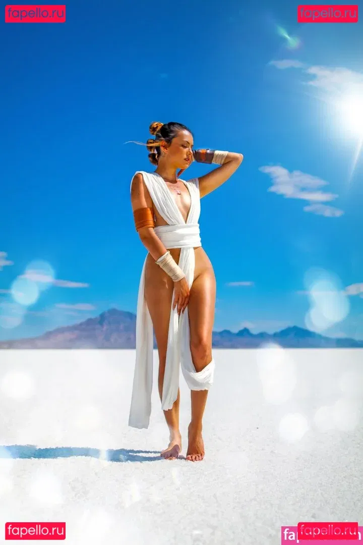 Joanie Brosas Onlyfans Photo Gallery 