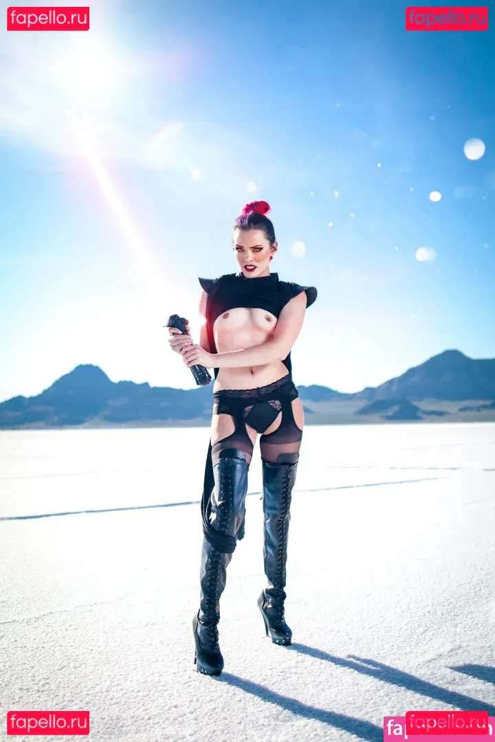 Joanie Brosas Onlyfans Photo Gallery 