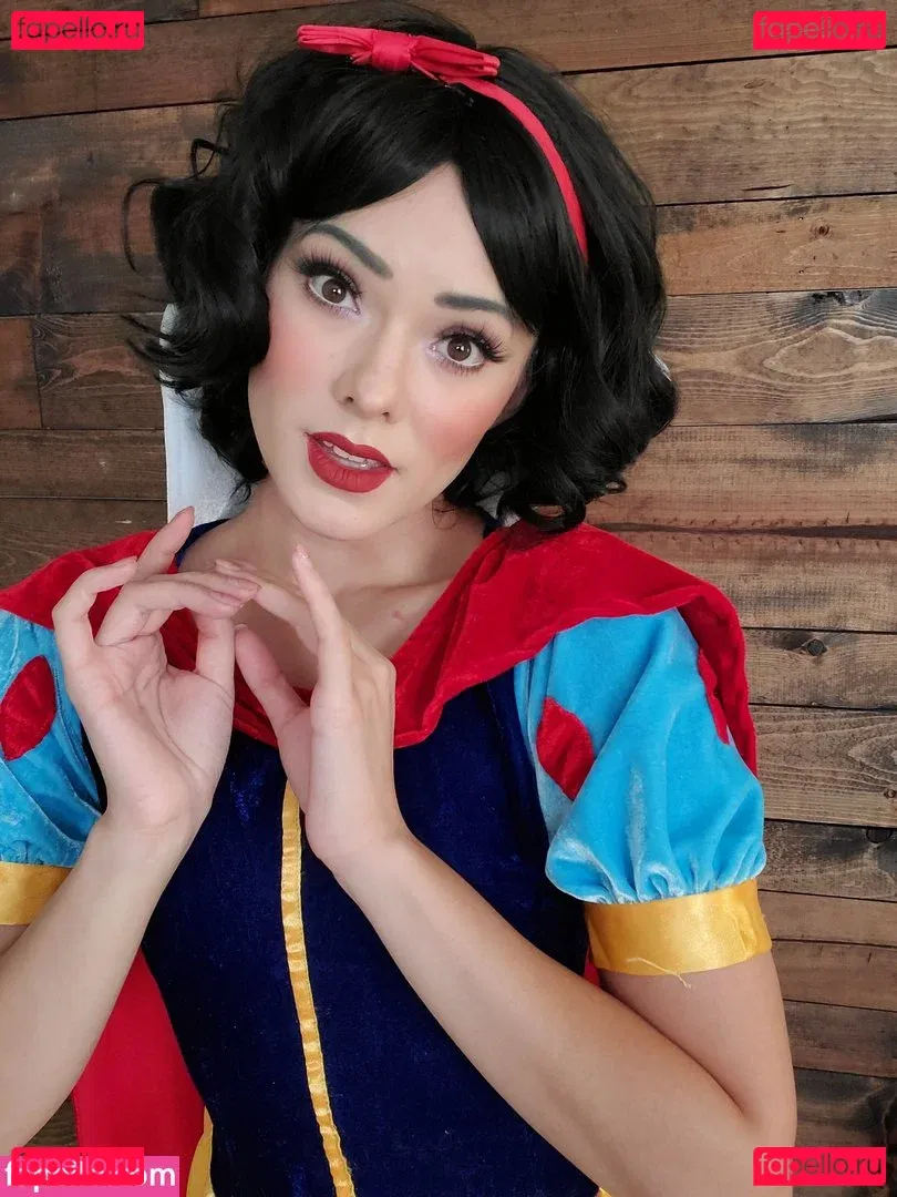 Joanie Brosas Onlyfans Photo Gallery 