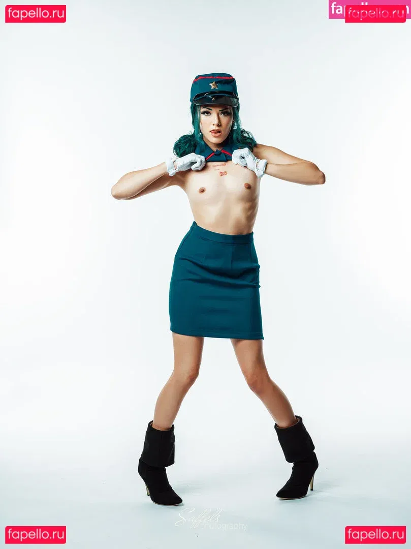 Joanie Brosas Onlyfans Photo Gallery 