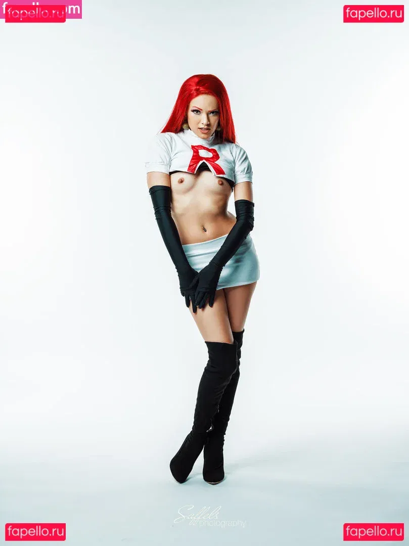 Joanie Brosas Onlyfans Photo Gallery 