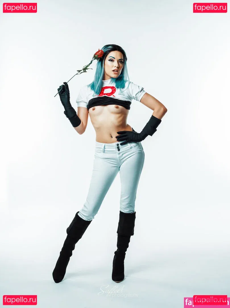 Joanie Brosas Onlyfans Photo Gallery 