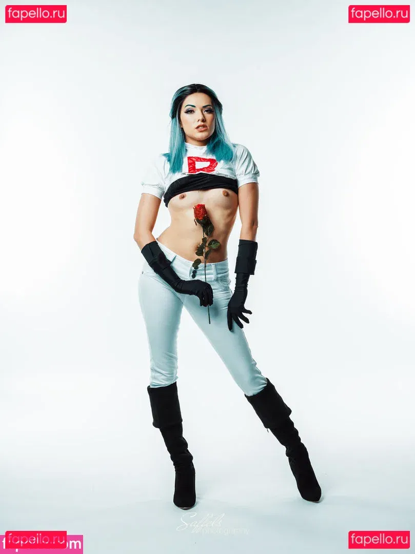 Joanie Brosas Onlyfans Photo Gallery 