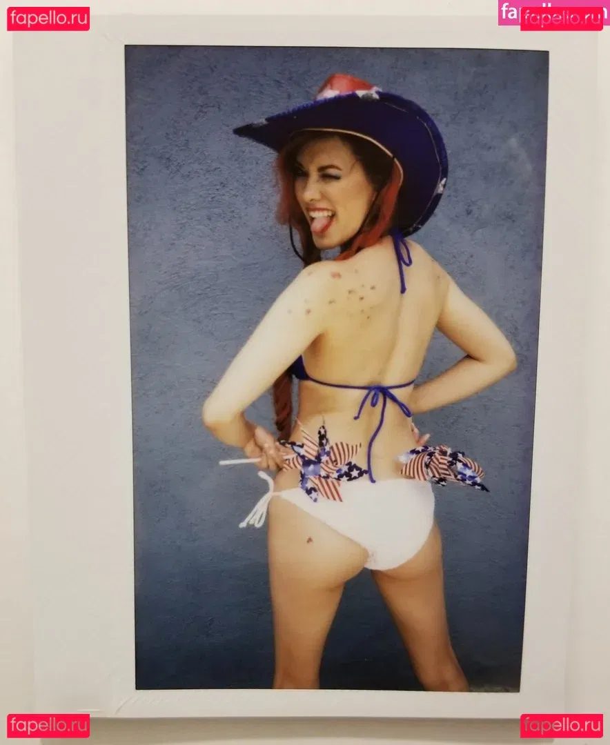 Joanie Brosas Onlyfans Photo Gallery 