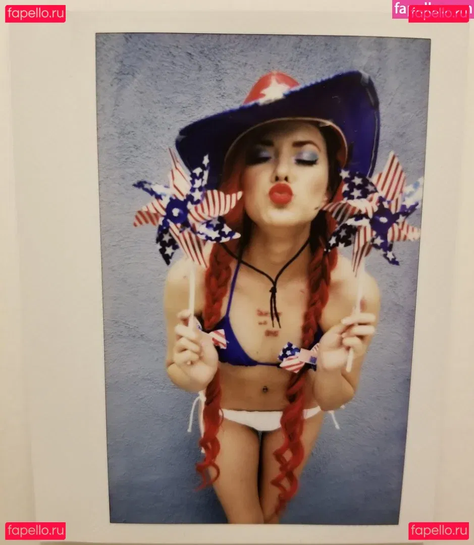 Joanie Brosas Onlyfans Photo Gallery 