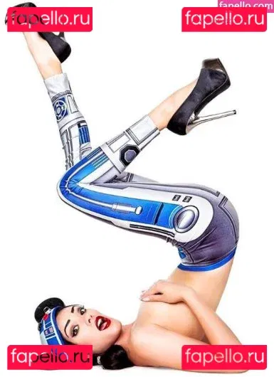 Joanie Brosas Onlyfans Photo Gallery 