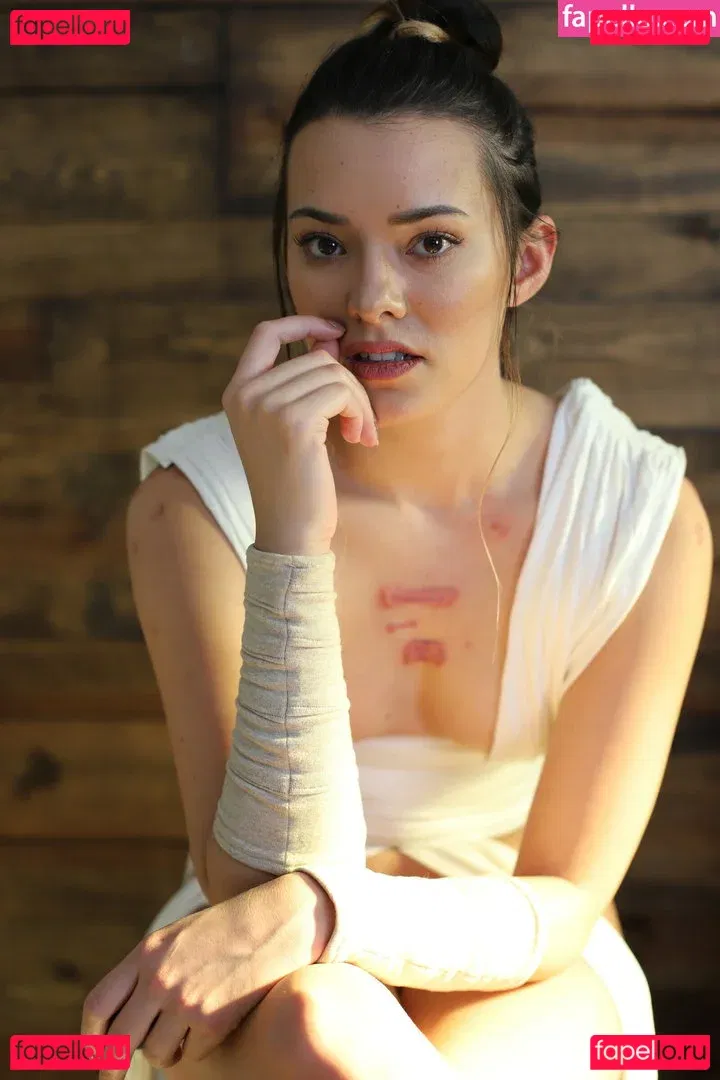 Joanie Brosas Onlyfans Photo Gallery 