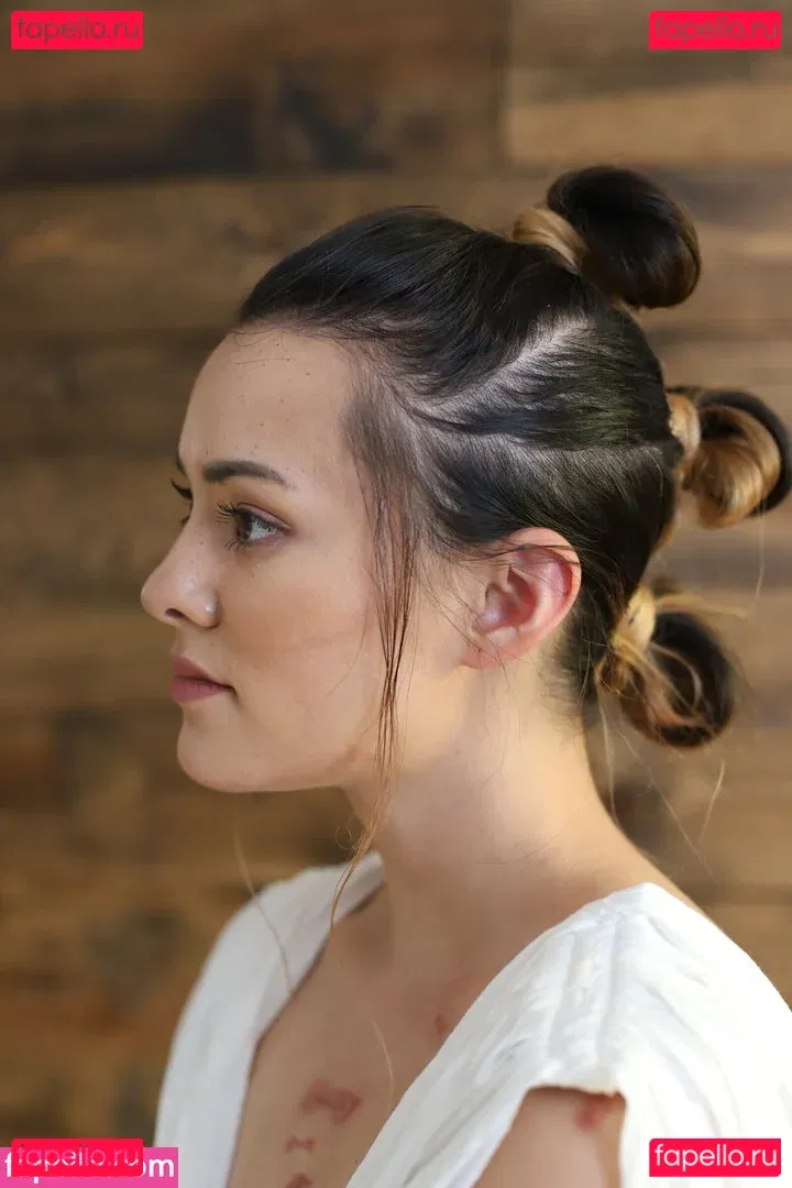 Joanie Brosas Onlyfans Photo Gallery 