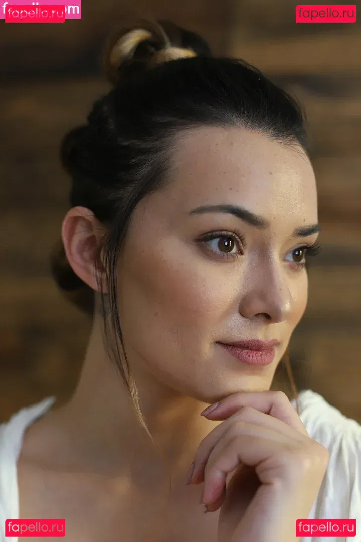 Joanie Brosas Onlyfans Photo Gallery 