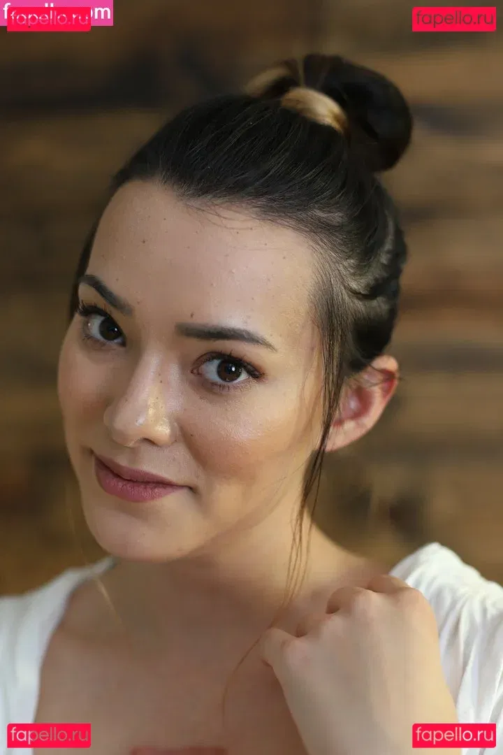 Joanie Brosas Onlyfans Photo Gallery 