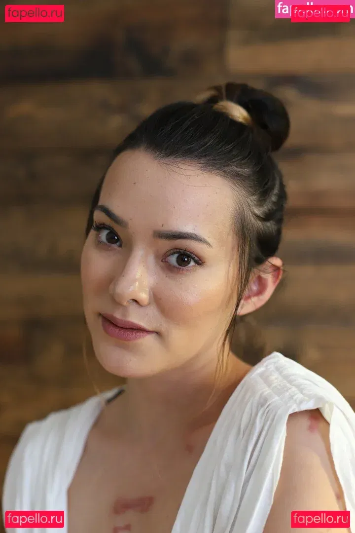 Joanie Brosas Onlyfans Photo Gallery 