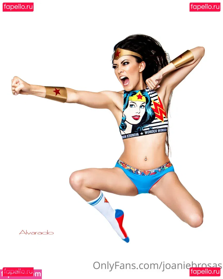 Joanie Brosas Onlyfans Photo Gallery 