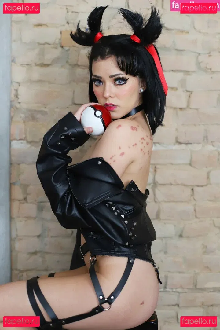 Joanie Brosas Onlyfans Photo Gallery 