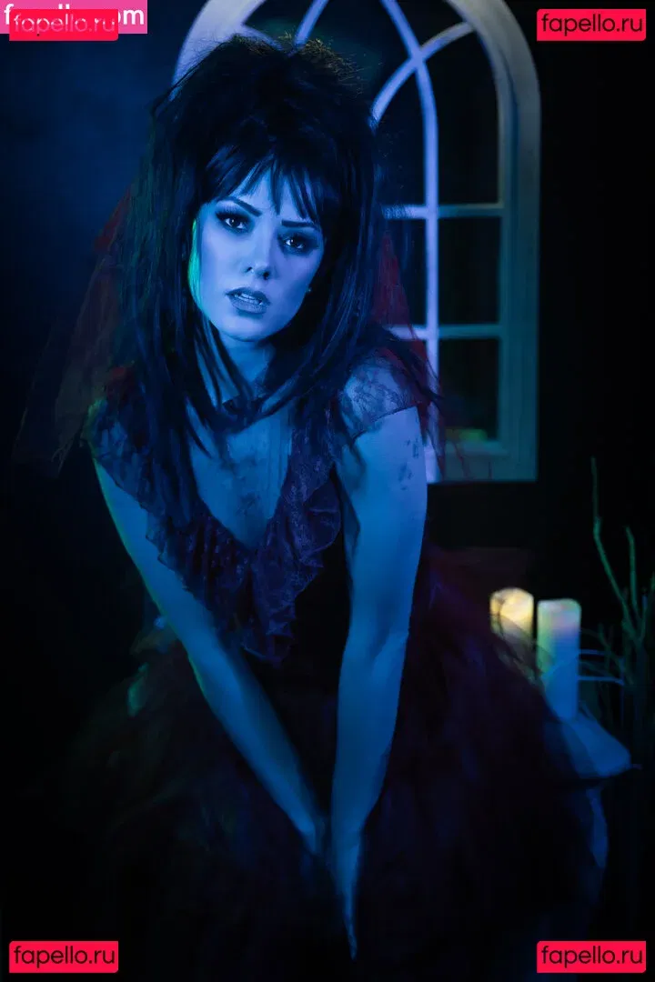 Joanie Brosas Onlyfans Photo Gallery 