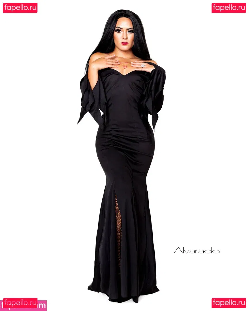 Joanie Brosas Onlyfans Photo Gallery 