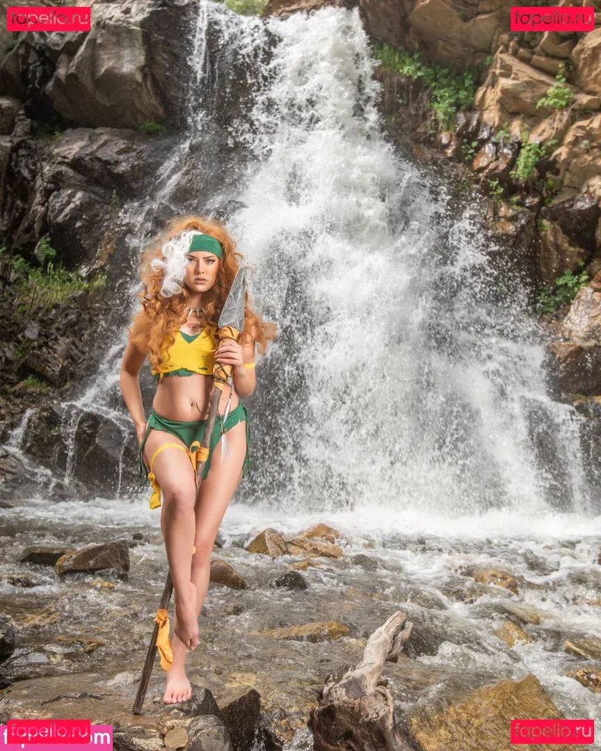 Joanie Brosas Onlyfans Photo Gallery 