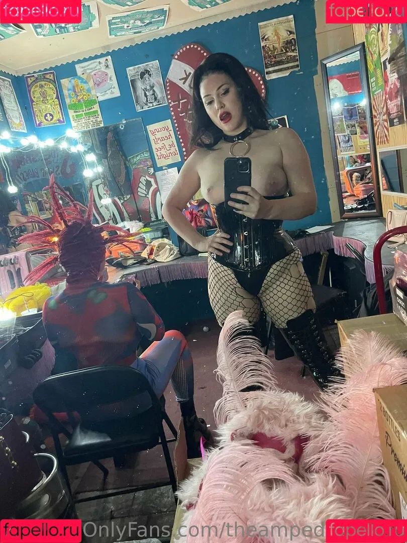 theampedupvamp Onlyfans Photo Gallery 